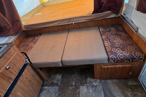 The Happy Camper -family-friendly Rockwood Freedom Pop-up trailer