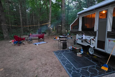The Happy Camper -family-friendly Rockwood Freedom Pop-up trailer