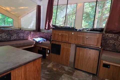 The Happy Camper -family-friendly Rockwood Freedom Pop-up trailer
