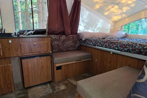 The Happy Camper -family-friendly Rockwood Freedom Pop-up trailer