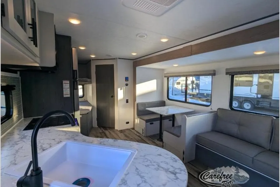 Carefree RV's 2025 Dutchmen RV Aspen Trail LE 26BH Travel Trailer