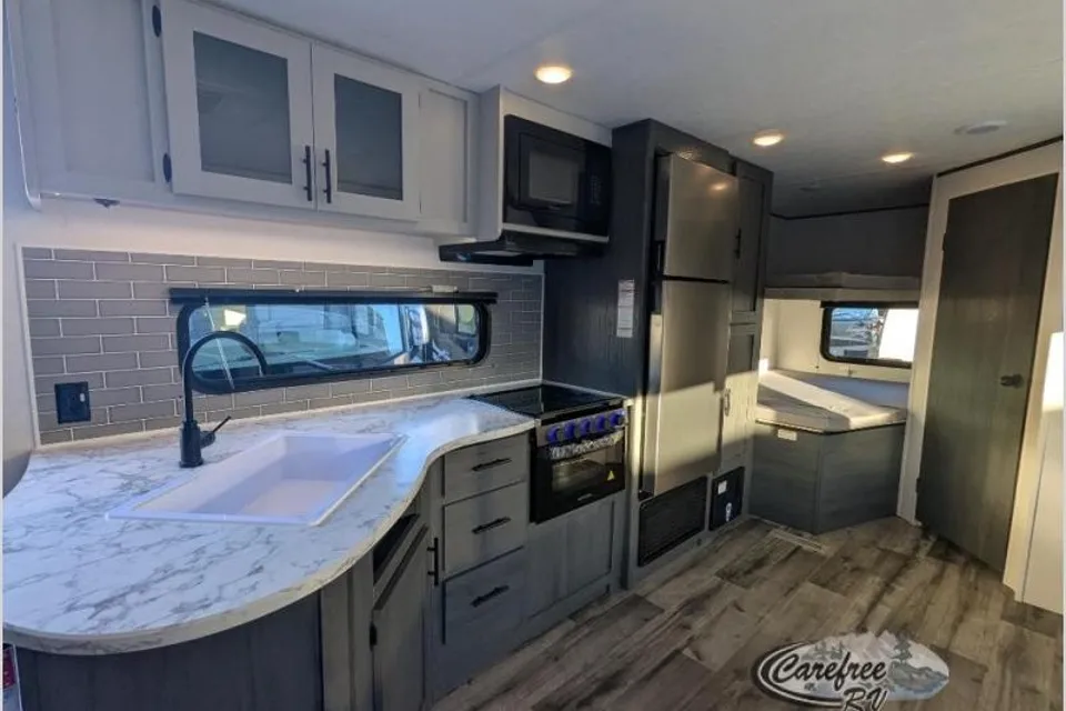 Carefree RV's 2025 Dutchmen RV Aspen Trail LE 26BH Travel Trailer