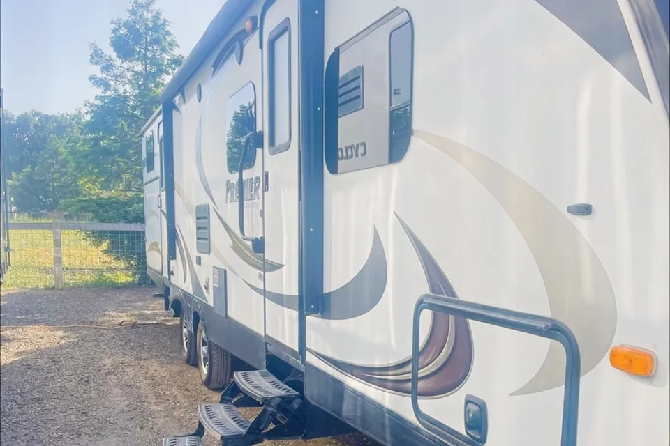 George's Keystone M31bhpr Travel Trailer