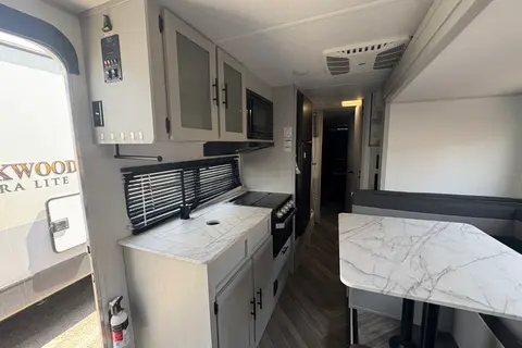 T11 - 2022 Forest River Wildwood FSX Platinum Toy Hauler Sleeps 6