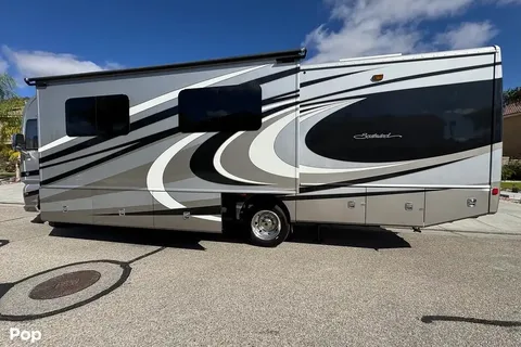 Kenneth's Fleetwood Southwind 34A Class A
