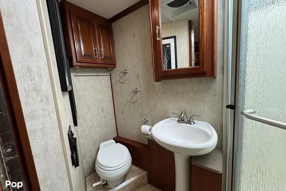 Kenneth's Fleetwood Southwind 34A Class A