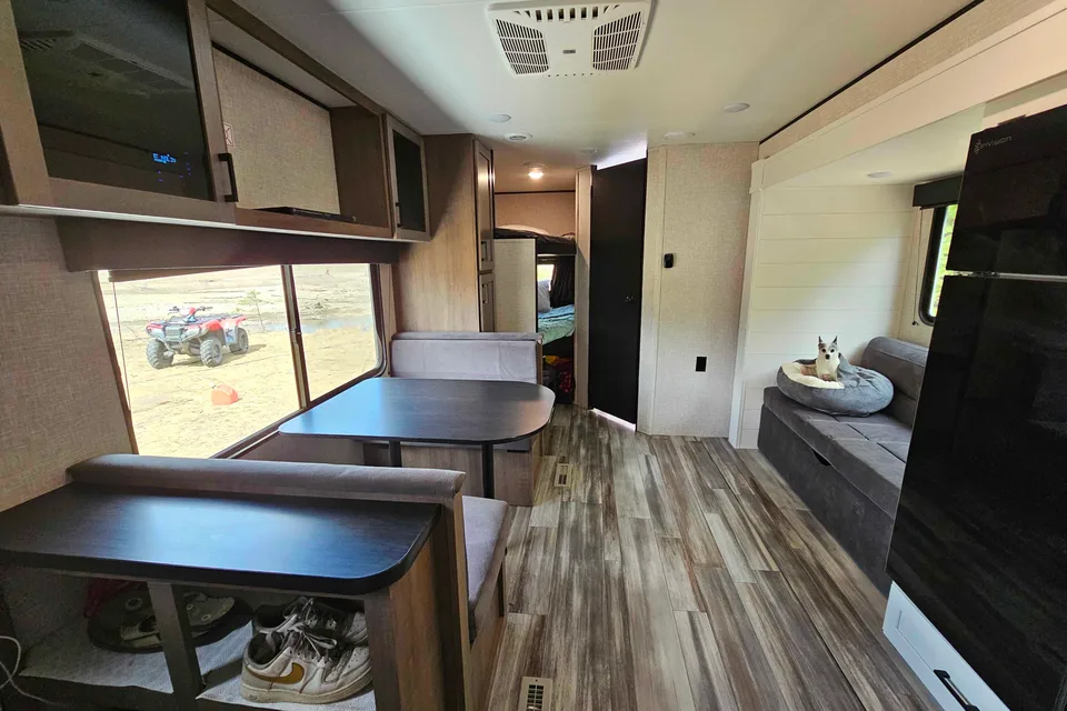 Maddy's Jayco 2025 Jay Flight SLX 265BHSW Travel Trailer