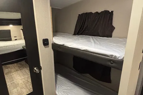 2019 Venture RV Sonic Lite SL169VUD Travel Trailer