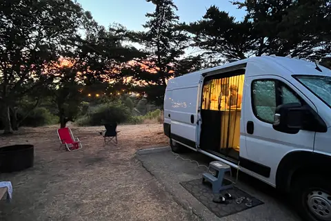 Serena – Cozy Luxury Campervan