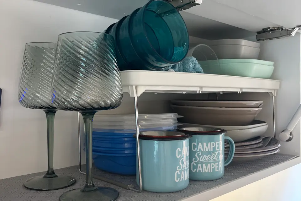 Serena – Cozy Luxury Campervan