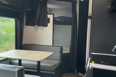 Emily's Forest River 22mkse Travel Trailer