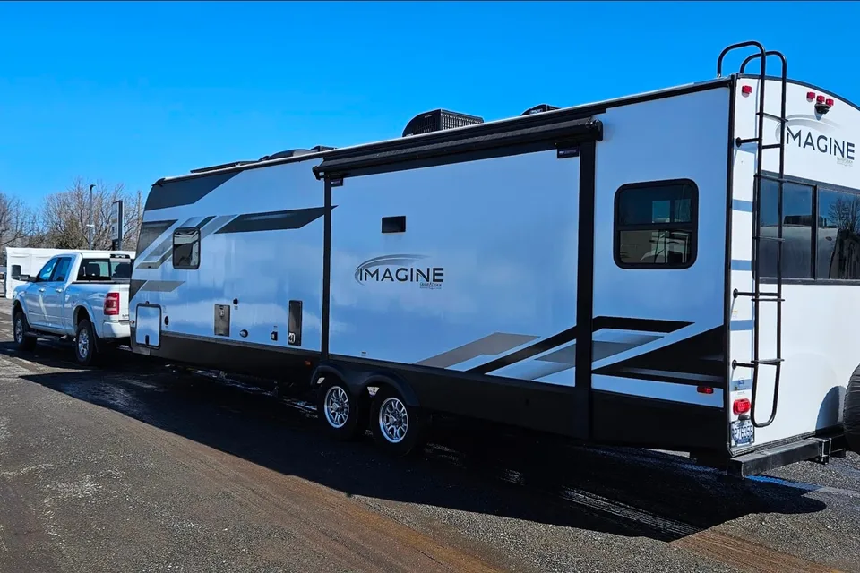Roulotte de luxe familiale 2022 - Grand Design Imagine 2970RL