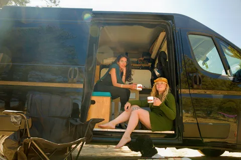 La Vida Luna - Wayfarer Camper Van Ram Promaster #vanlife with Solar