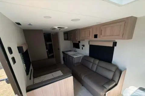 Blake 's KZ Sportsmen 240BH Travel Trailer