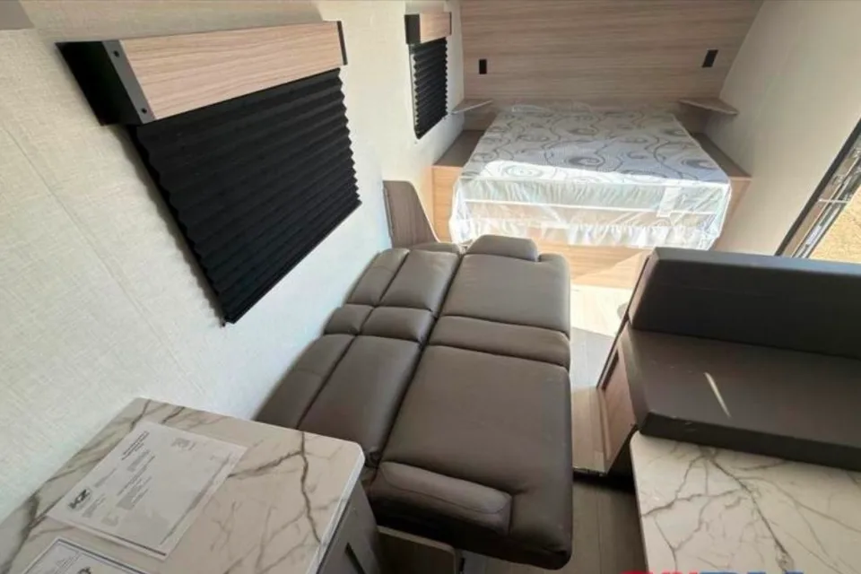 Blake 's KZ Sportsmen 240BH Travel Trailer