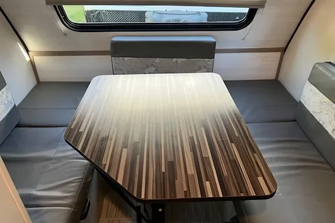 Easy Tow R-Pod for Couples & Families