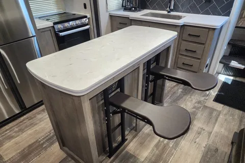 Your next Rv rentals Keystone 415 raptor