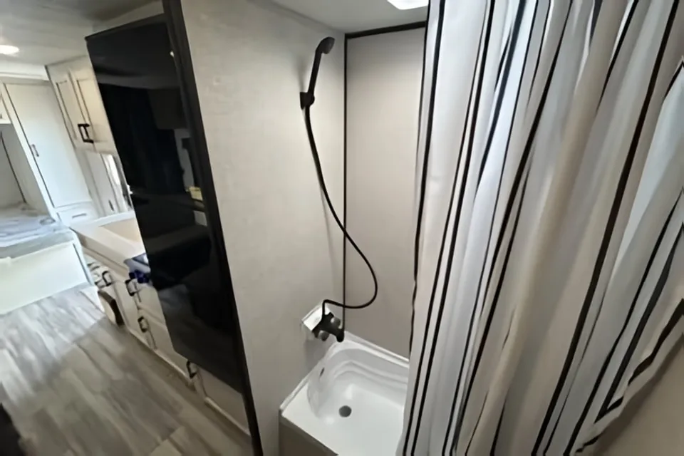 2024 Highland Ridge 19BH Travel Trailer