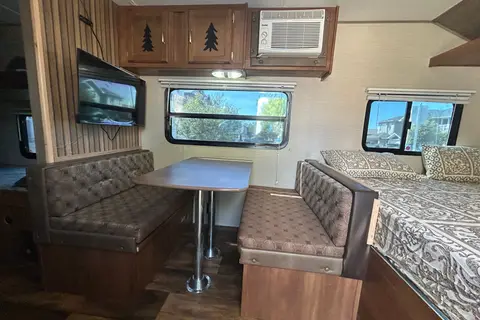 Gurvir's Keystone springdale Travel Trailer
