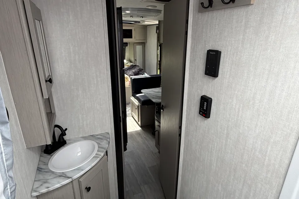 CampBasha Coachmen Apex nano 186BH off grid Travel Trailer
