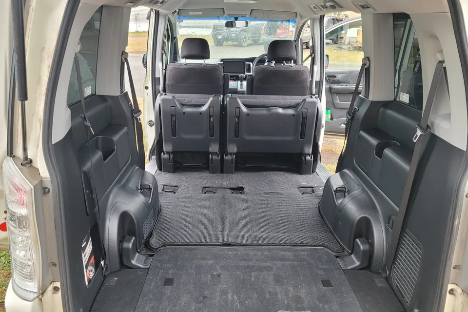 Van World Adventure Rentals StepWGN