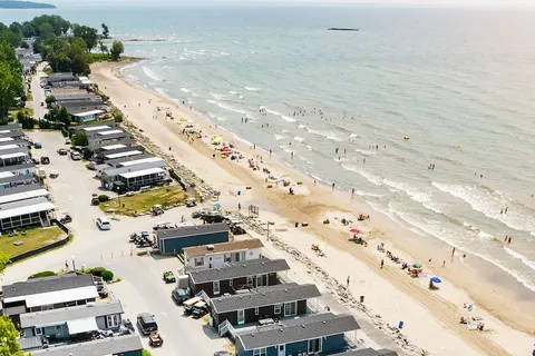 Sun Cliff View Retreat Sherkston Shores Luxury RV