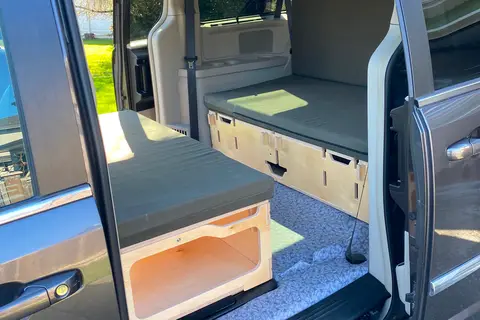 Lin’s campervan