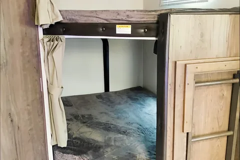 No addon fees for amenities!!!  Keystone Passport 2950BH GT Series Travel Trailer