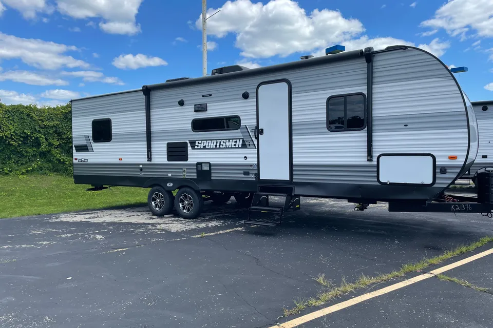 Sportsman 301DBSE Travel Trailer
