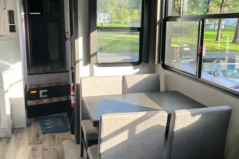 Bernadette's Keystone Montana high country fifth Wheel