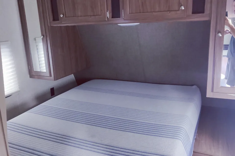 Michael's Heartland Pioneer 27 Travel Trailer