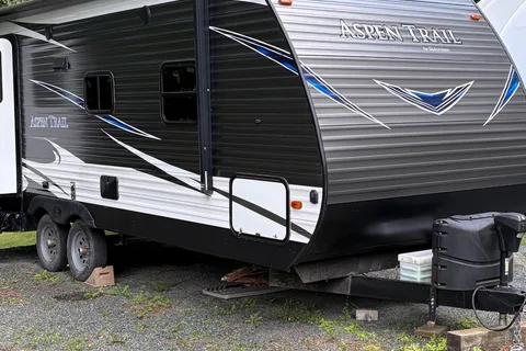 Adventure Delivered | Luxury Family Camper