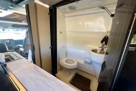 Silver Summit Mercedes Sprinter | 4x4 Winnebago