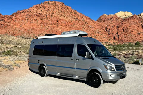 Silver Summit Mercedes Sprinter | 4x4 Winnebago