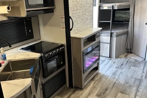 Raymond's cozy Coleman