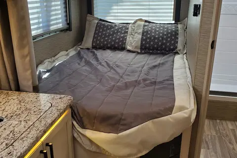 Carlos' Thor Motor Coach Freedom Elite Class C