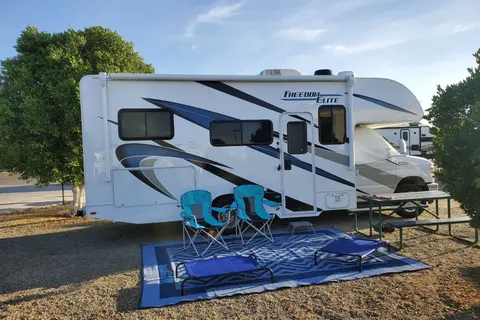 Carlos' Thor Motor Coach Freedom Elite Class C
