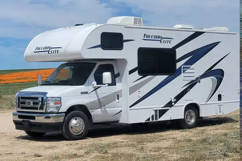 Carlos' Thor Motor Coach Freedom Elite Class C