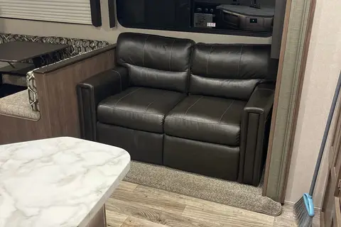 Making Memories Keystone Fifth wheel