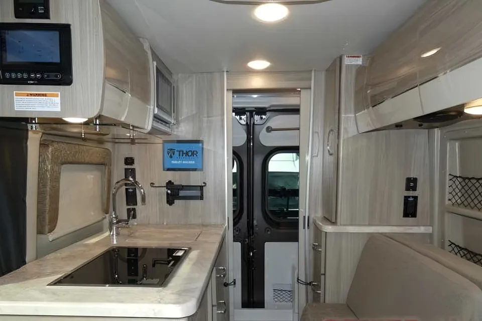 Adventure Onward's Thor Scope Campervan 