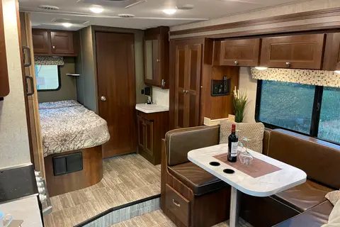 Mistiti Sunseeker Classe C