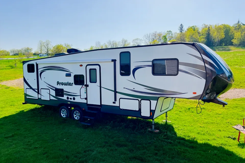 Heartland Prowler 295BH