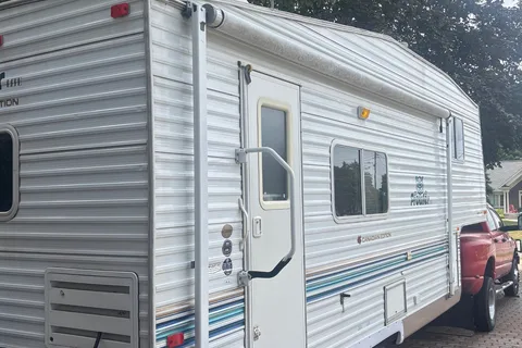 Fleetwood Prowler Fifth Wheel