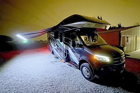 WiFi - Luxurious - Diesel - Great MPG (2)
