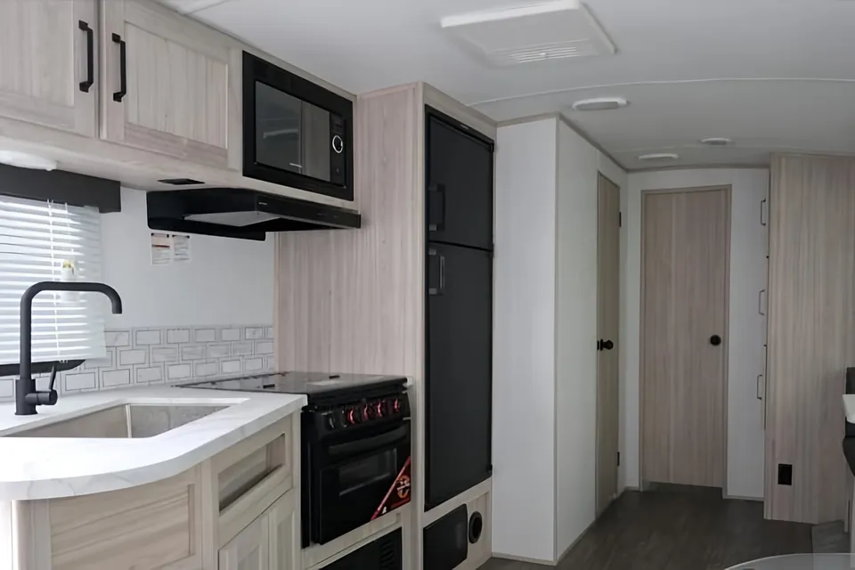 Bullwinkle's Shadow Cruiser Travel Trailer
