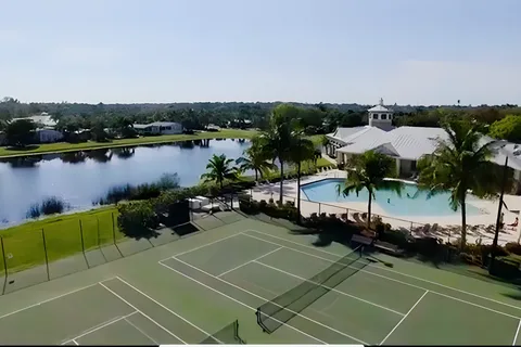 Charming, Peaceful & Unique Getaway