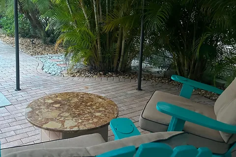 Charming, Peaceful & Unique Getaway