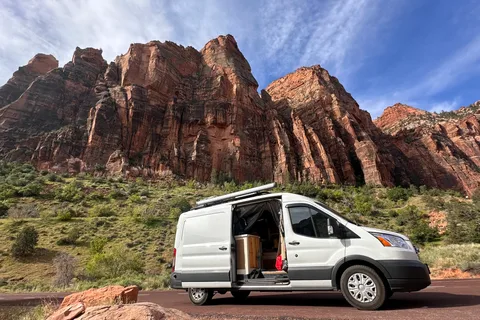 Frank's Ford Transit 250 Campervan