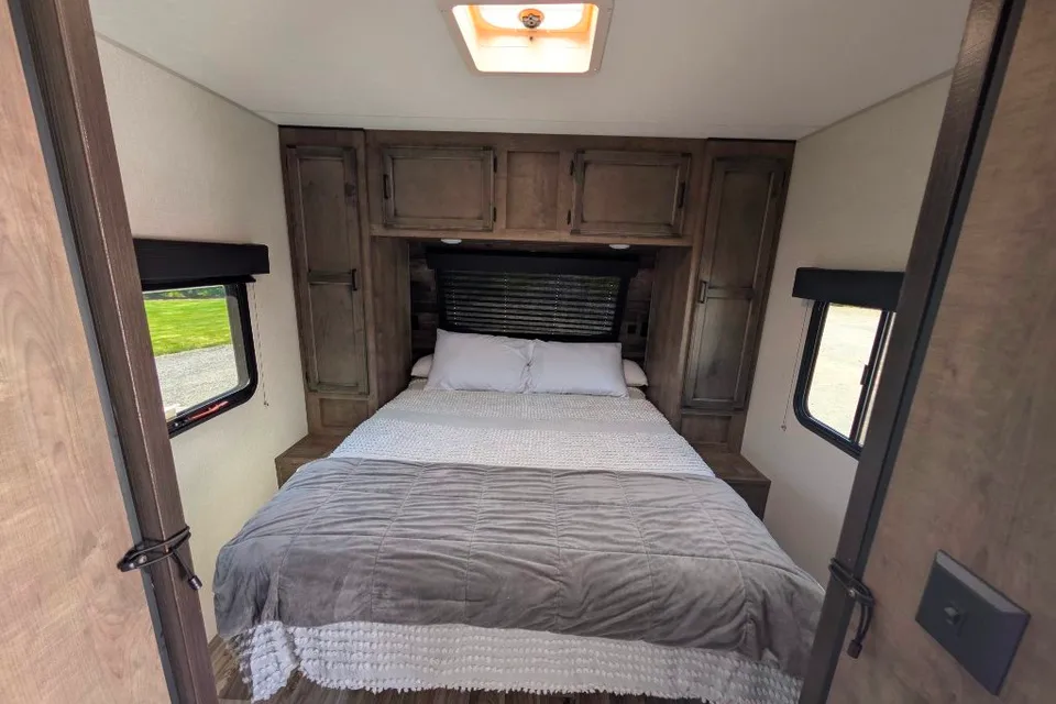 Joseph's Venture 332bvh Travel Trailer