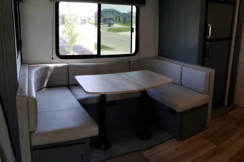 Travel Trailer in Lambton Shores